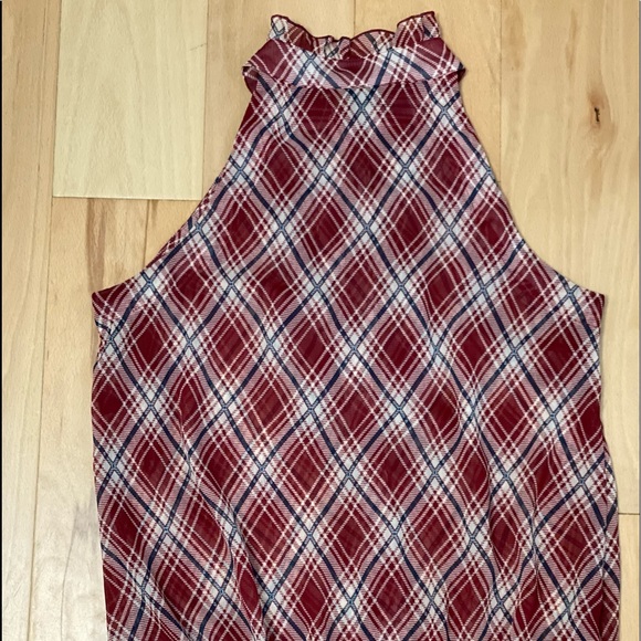 Deep Red Sleeveless Sheer Ruffle Blouse. - Picture 2 of 4